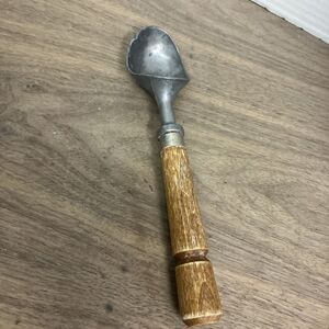 Vintage Ice Cream Scoop Aluminum Turned Wood Handle‎ 9" Rustic Utensil Kitchen